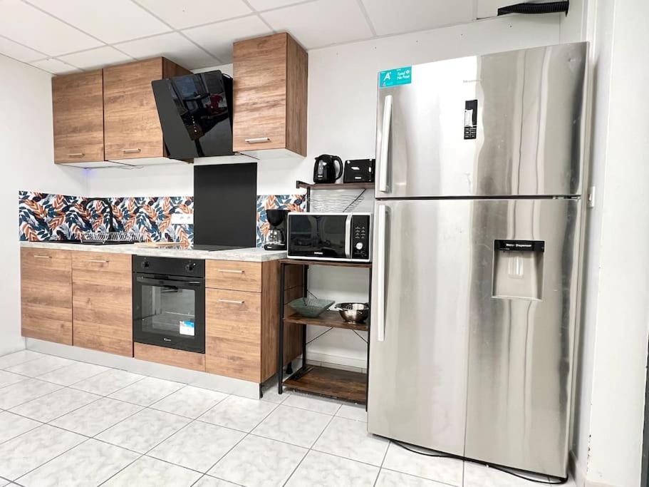Le Grand Penon ~ Logement Spacieux A 6 Min Du Parc Saint-Georges-les-Baillargeaux Экстерьер фото