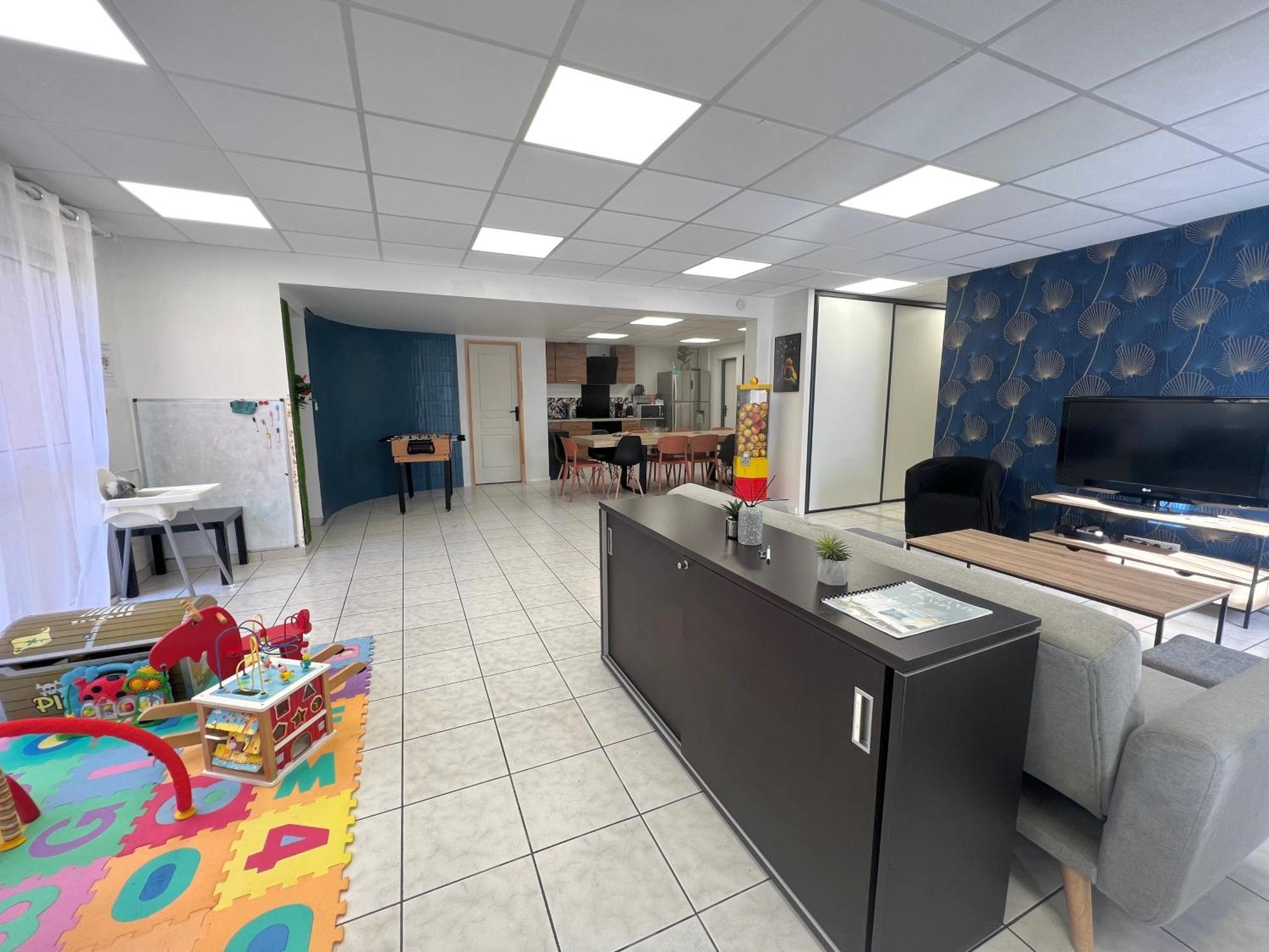 Le Grand Penon ~ Logement Spacieux A 6 Min Du Parc Saint-Georges-les-Baillargeaux Экстерьер фото
